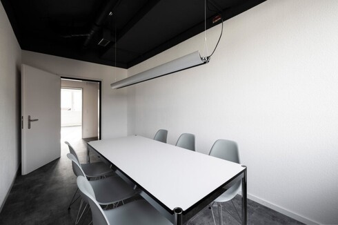 wincasa-workspace-buchs-Sitzungszimmer-3-1024x683