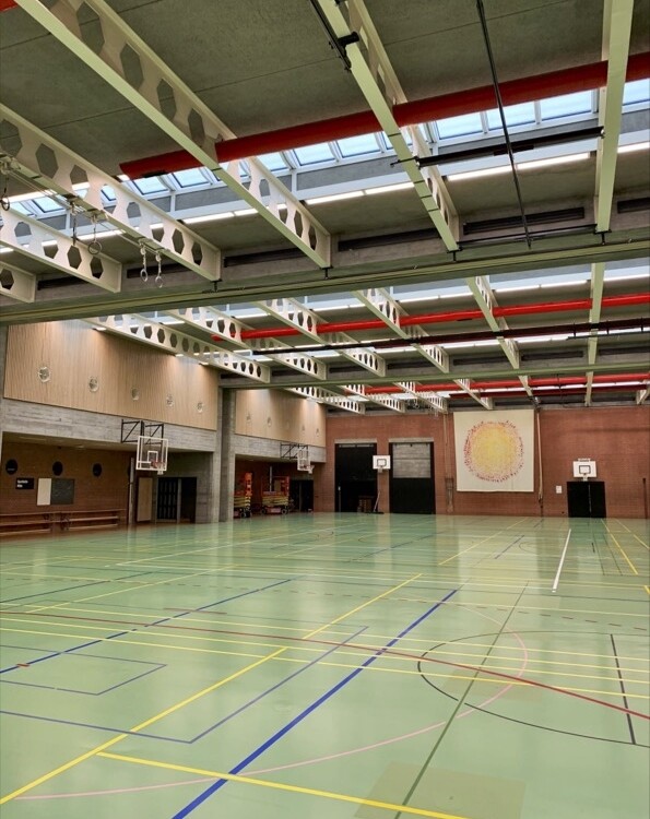 Turnhalle1