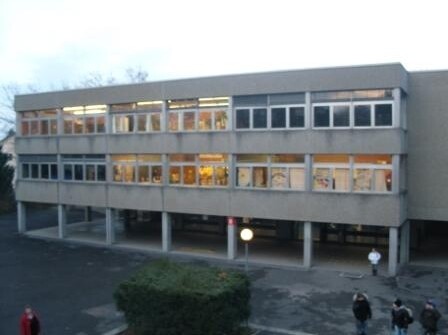 Schulhaus J&auml;gerweg 1