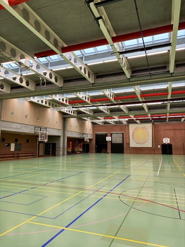 Turnhalle1