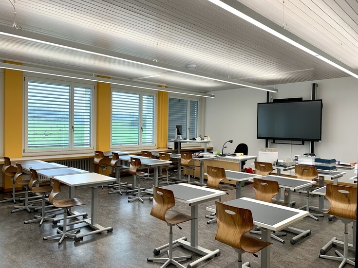 OZ Sprochbrugg_ZEN ind. mit Sensorik_4000K