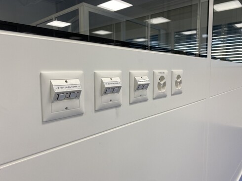 Referenz Reinraum Mydose AG ETAVIS Beutler 2